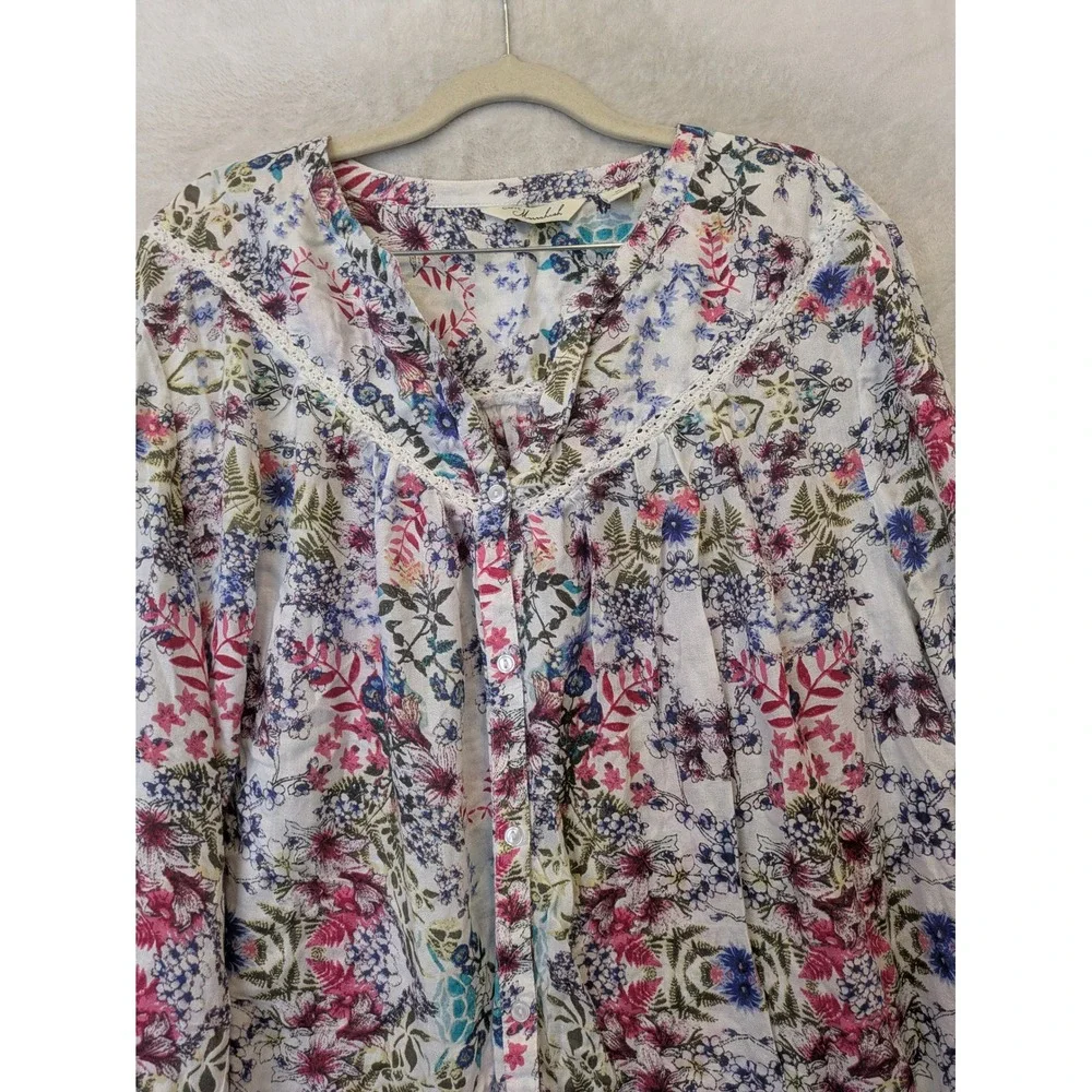 Caffé Marrakesh Blouse Women's XL White Floral Lace Trim Button Front - Picture 3 of 10
